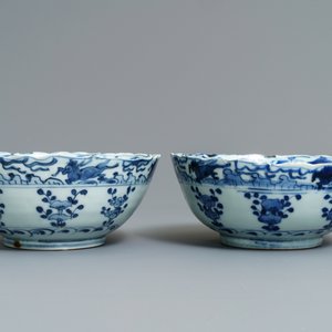 A pair of Chinese blue and white bowls, Wanli — 照片 5