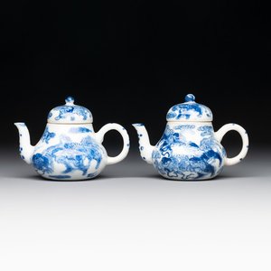 A pair of Chinese blue and white 'Buddhist lion' teapots and covers, Nan Ting Chang Ji 南亭昌記 mark, 19th C. — photo 1