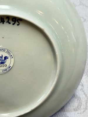 A pair of Chinese blue and white 'Ca Mau' shipwreck tea bowls and saucers — photo 29