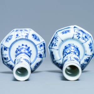 A pair of Chinese blue and white candlesticks, Kangxi — photo 6