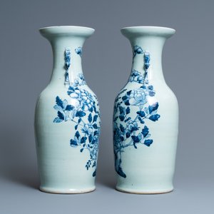 A pair of Chinese blue and white celadon 'pheasant' vases, 19th C. — 照片 4