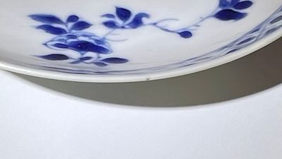A pair of Chinese blue and white cups and saucers, Chenghua mark, Kangxi — 照片 2
