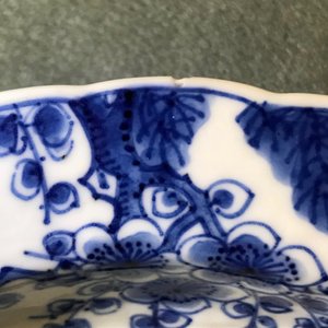 A pair of Chinese blue and white deep plates with Long Eliza and a boy, Kangxi — photo 13