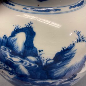 A pair of Chinese blue and white 'deer and crane' vases, Kangxi — 照片 19