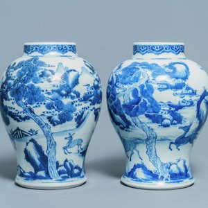 A pair of Chinese blue and white 'deer and crane' vases, Kangxi — 照片 2