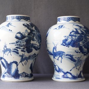 A pair of Chinese blue and white 'deer and crane' vases, Kangxi — 照片 7