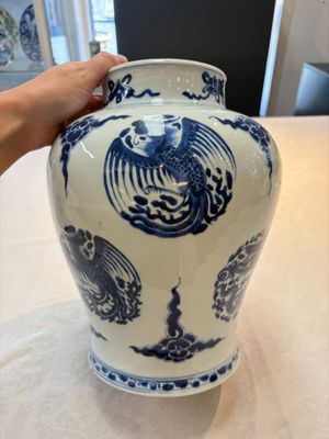 A pair of Chinese blue and white 'dragons and phoenixes' vases, Kangxi — photo 1