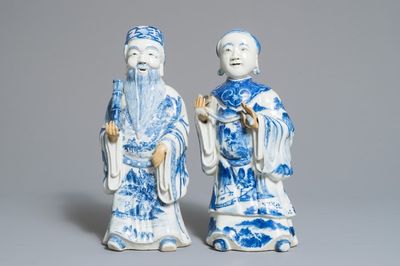 十九世纪   青花瓷人物摆件   一对
