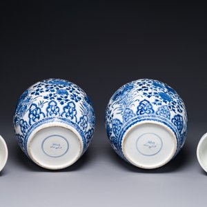 A pair of Chinese blue and white ginger jars and covers with floral design, Kangxi — 照片 5