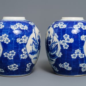 A pair of Chinese blue and white ginger jars, Kangxi mark, 19th C. — 照片 2