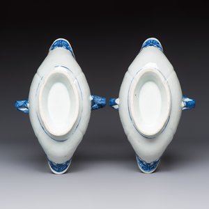 A pair of Chinese blue and white handled sauce boats and stands with pagodas along a river, Qianlong — photo 8