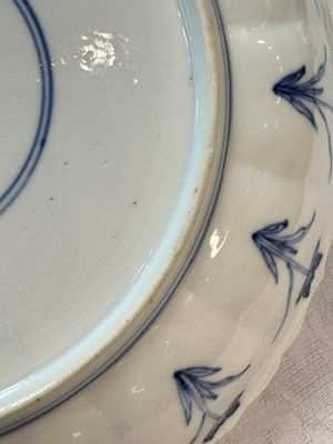 A pair of Chinese blue and white 'Hunting' plates, Chenghua marks, Kangxi — photo 22