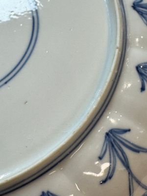 A pair of Chinese blue and white 'Hunting' plates, Chenghua marks, Kangxi — photo 10