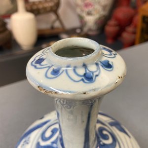A pair of Chinese blue and white kendi, Wanli — photo 13