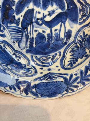 A pair of Chinese blue and white 'Klapmuts' bowls with deer design, Wanli — photo 15