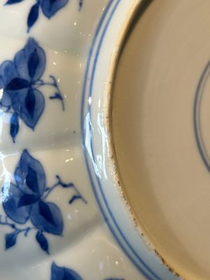 A pair of Chinese blue and white 'Long Eliza' plates, Qi Yu Bao Ding Zhi Zhen 奇玉寶鼎之珍 mark, Kangxi — 照片 10