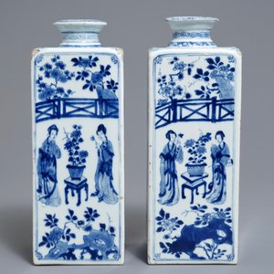 A pair of Chinese blue and white 'Long Eliza' square tea caddies, Yu mark, Kangxi — photo 3