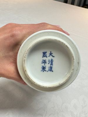 A pair of Chinese blue and white 'Meiping' vases with figures and a poem, signed Xu Banqiu 徐半秋, Kangxi mark, 19th C. — foto 12