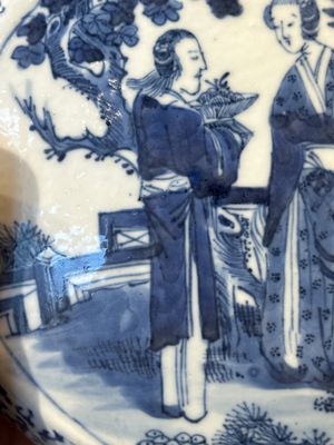 A pair of Chinese blue and white moonflasks or 'bianhu', Kangxi mark, 19th C. — 照片 21