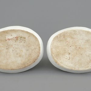 A pair of Chinese blue and white oval dishes with "Neptune" design, Qianlong, 1750-1770 — photo 2