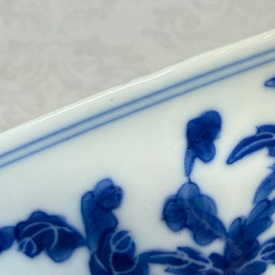 A pair of Chinese blue and white 'Poppy' bowls — foto 24