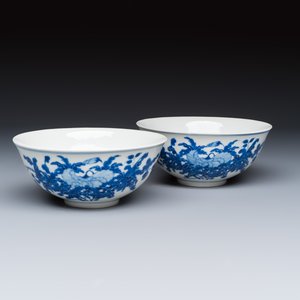 A pair of Chinese blue and white 'Poppy' bowls — foto 1