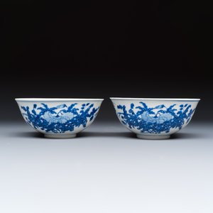 A pair of Chinese blue and white 'Poppy' bowls — foto 2