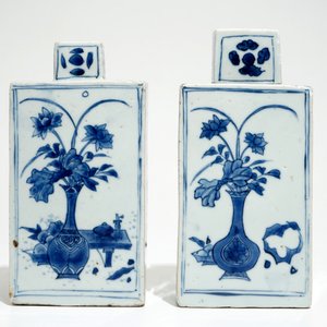 A pair of Chinese blue and white rectangular tea caddies, Chongzhen, Transitional period — photo 3