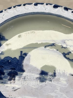 A pair of Chinese blue and white 'Scheveningen' or 'Nabeshima' plates, Kangxi/Yongzheng — photo 17