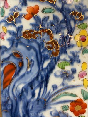 A pair of Chinese blue and white square flasks with European overdecoration, Kangxi — 照片 15