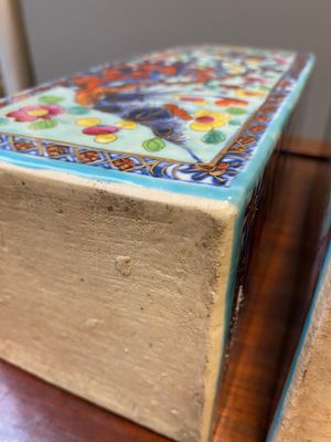 A pair of Chinese blue and white square flasks with European overdecoration, Kangxi — 照片 8