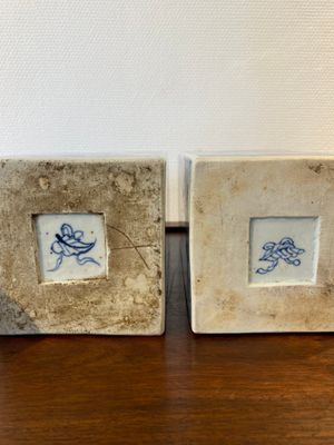 A pair of Chinese blue and white square 'narrative subject' vases and covers, Kangxi — photo 10