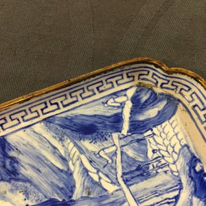 A pair of Chinese blue and white square trays in Canton enamel, 18th C. — 照片 5