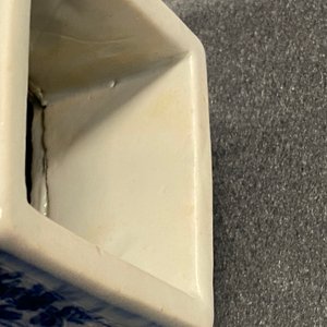 A pair of Chinese blue and white square vases and covers, Kangxi — 照片 27