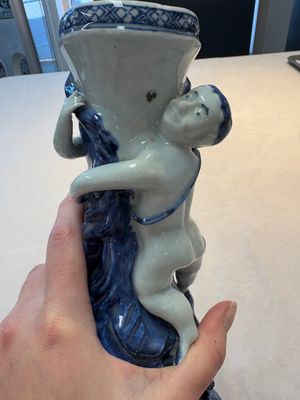 A pair of Chinese blue and white stands after Meissen example, Qianlong — photo 15