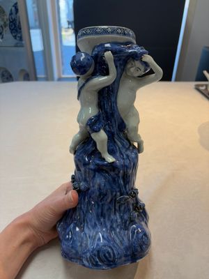 A pair of Chinese blue and white stands after Meissen example, Qianlong — photo 3