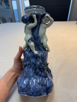 A pair of Chinese blue and white stands after Meissen example, Qianlong — photo 9