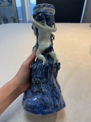 A pair of Chinese blue and white stands after Meissen example, Qianlong — photo 10