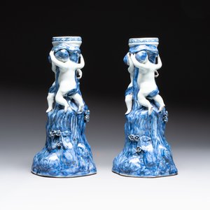 A pair of Chinese blue and white stands after Meissen example, Qianlong — photo 2