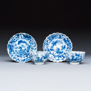 A pair of Chinese blue and white tea bowls and saucers — photo 1