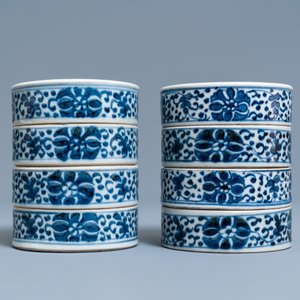 A pair of Chinese blue and white three-tier stacking boxes, a seal paste box and four saucers, 19th C. — 照片 11