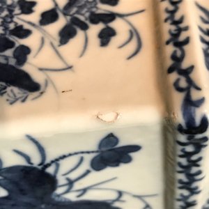 A pair of Chinese blue and white vases, 19th C. — 照片 9
