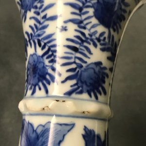 A pair of Chinese blue and white vases after Venetian glass models, Kangxi — 照片 8