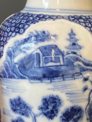 A pair of Chinese blue and white vases and four blue and white, famille rose and Imari-style salts, Kangxi/Qianlong — photo 38