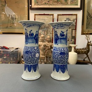 A pair of Chinese blue and white vases, Guangxu — 照片 7