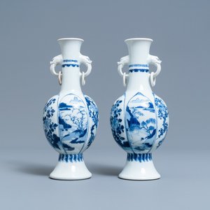 A pair of Chinese blue and white vases with elephant handles, Kangxi — photo 1
