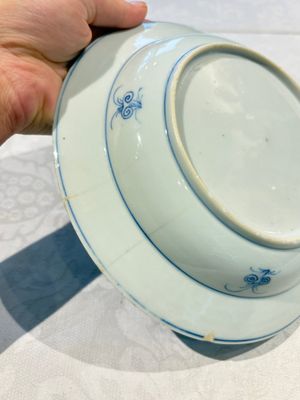 A pair of Chinese blue and white 'Xi Xiang Ji' plates, Yongzheng — photo 4