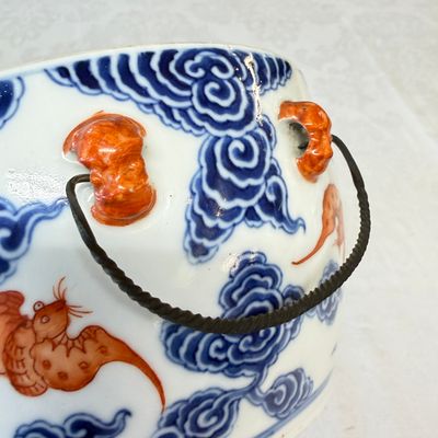 A pair of Chinese blue, white and iron-red 'Hong Fu Qi Tian 洪福齊天' warming bowls and covers — photo 14