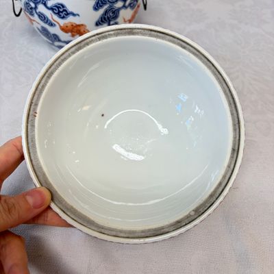 A pair of Chinese blue, white and iron-red 'Hong Fu Qi Tian 洪福齊天' warming bowls and covers — photo 22