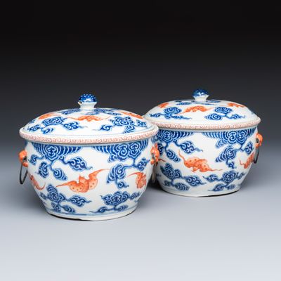 A pair of Chinese blue, white and iron-red 'Hong Fu Qi Tian 洪福齊天' warming bowls and covers, 19th C.
